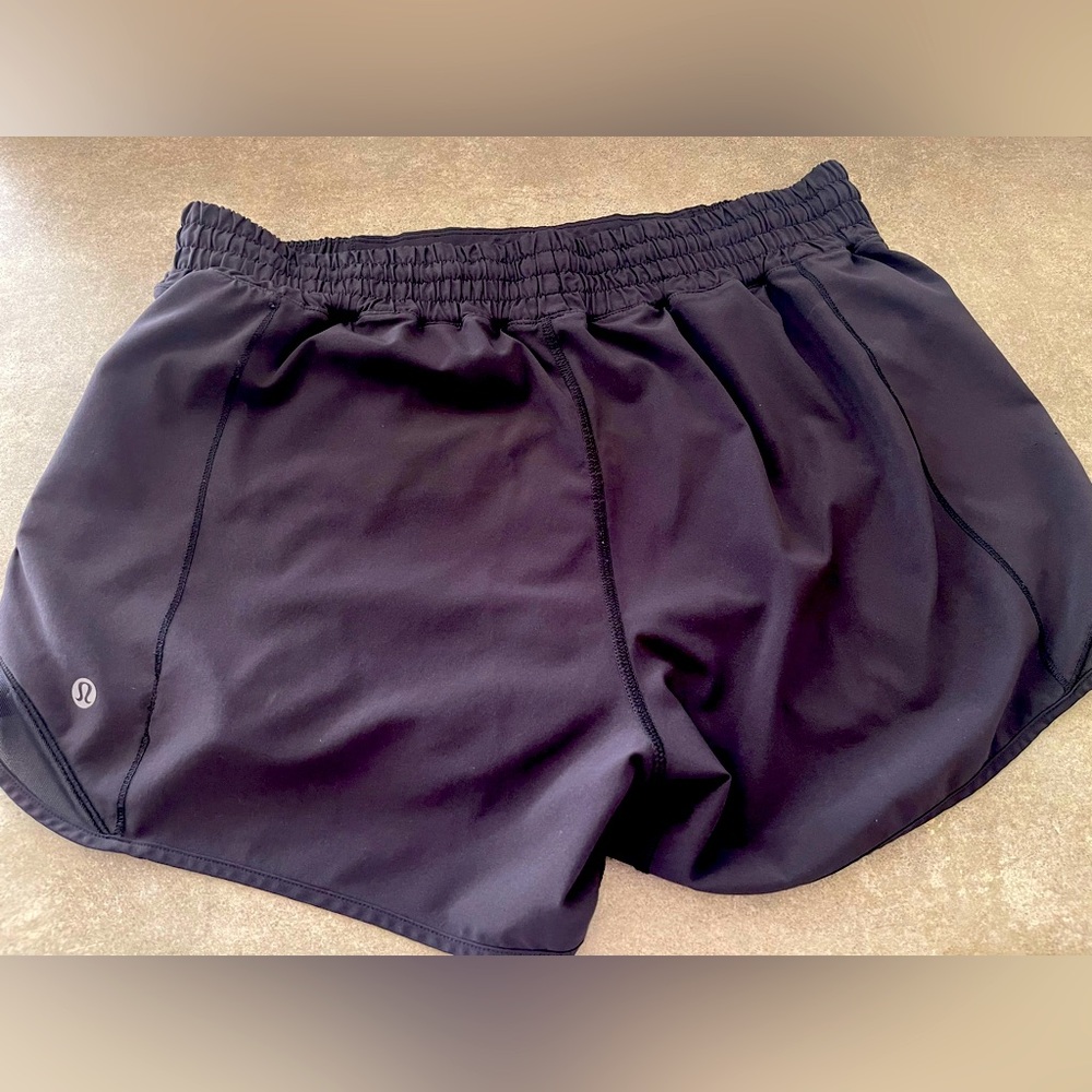 Hotty hot high rise lululemon lined shorts size 10